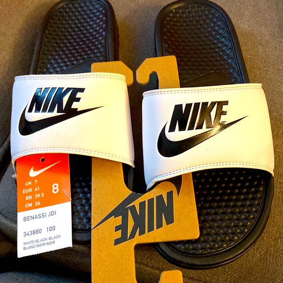 mens nike slides size 8